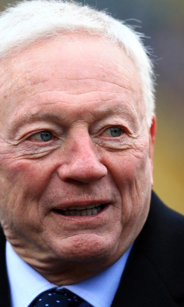 Jerry Jones isn't worried about potential Dez Bryant holdout